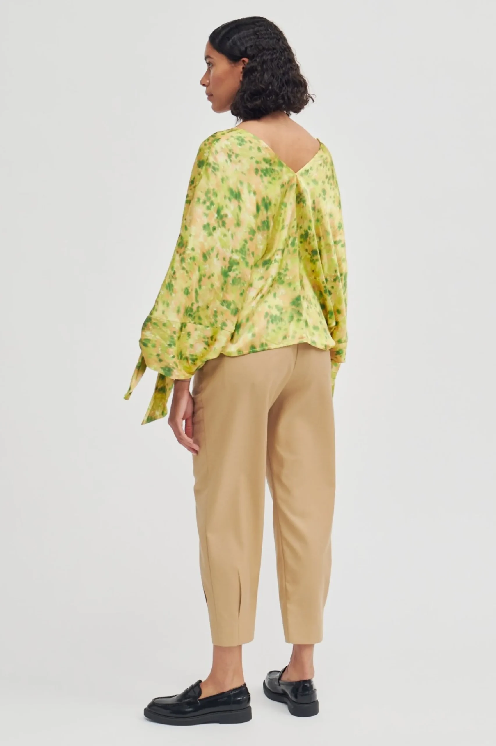 Outlet Crocus Blouse Kvinde Skjorter Og Bluser