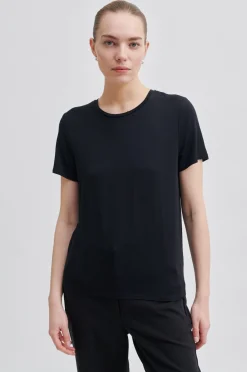 Ello New Ss Tee Kvinde Toppe Og T-Shirts