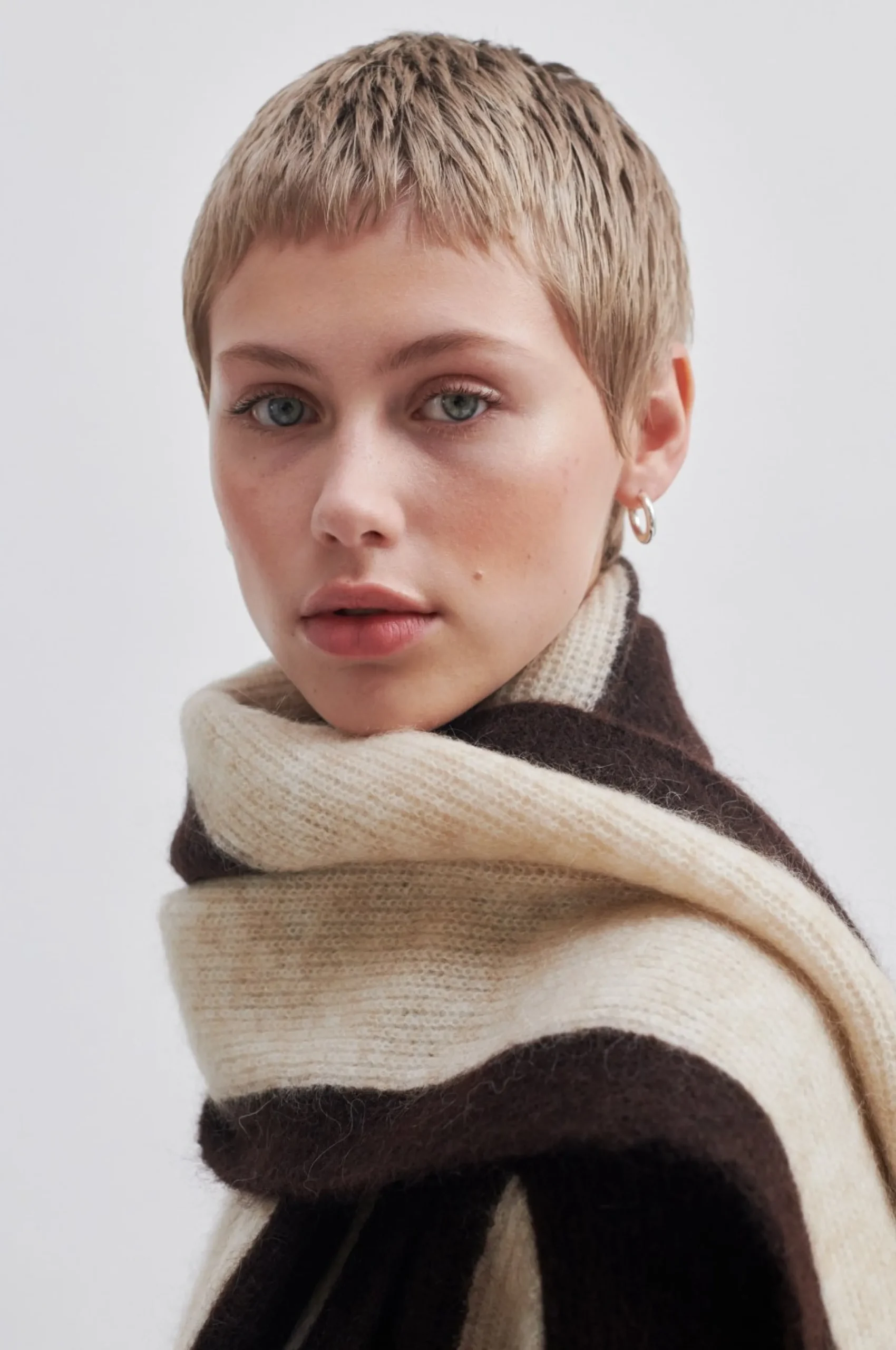Hot Hertha Knit Scarf Kvinde Accessories