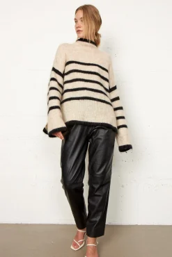 Best Ovalis Knit T-Neck Kvinde Strik Og Cardigans