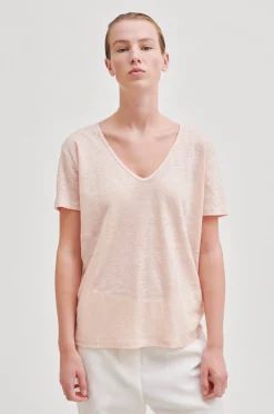 Outlet Peony Ss V-Neck Tee Kvinde Toppe Og T-Shirts